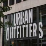 Urban Outfitters настроены оптимистично, в то время как экономисты NRF проявляют осторожность