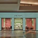 Prada открывает новый бутик в Трое, штат Мичиган.