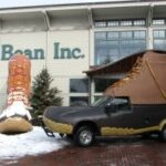 В ответ на стрельбу компания L. L. Bean временно закрывает магазины в штате Мэн